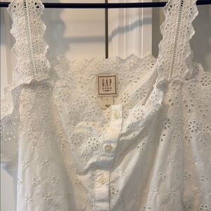 GAP Doen Ivory Eyelet Lace Blouse